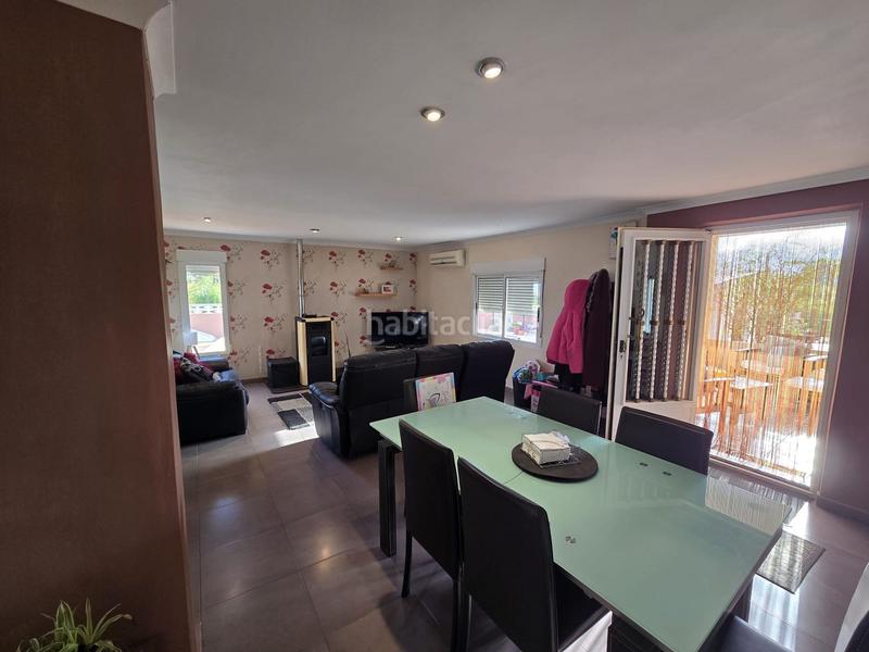 Foto c1b3aedf-2808-4146-86a2-b012ea5f5197. Casa a Sax