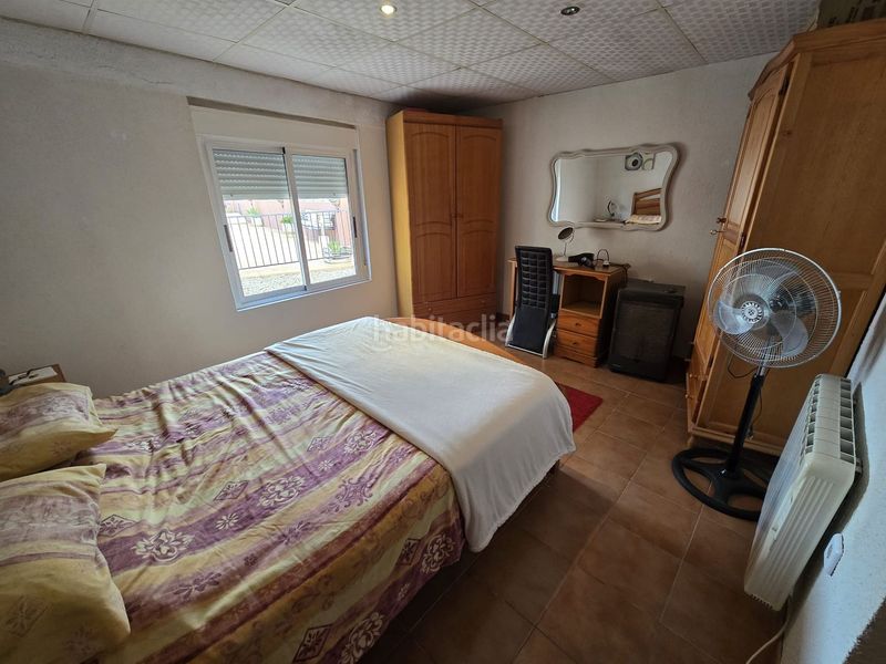 Foto f894e4f9-5a9d-4835-a5af-562f0c70b672. Casa a Sax