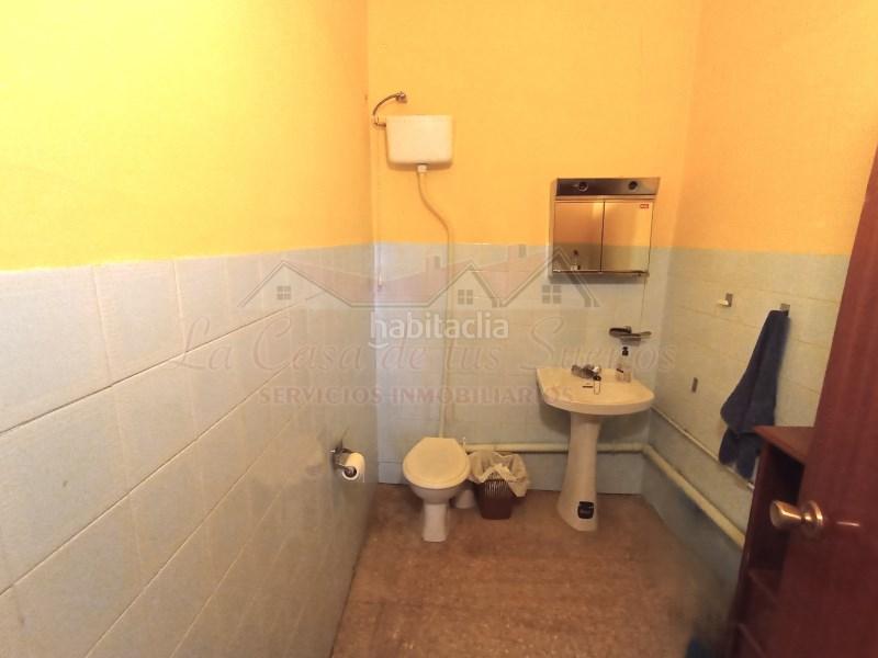 Foto 51d6a1e6-38a8-44ee-9718-2255cc6073d3. Business premise in Salinas