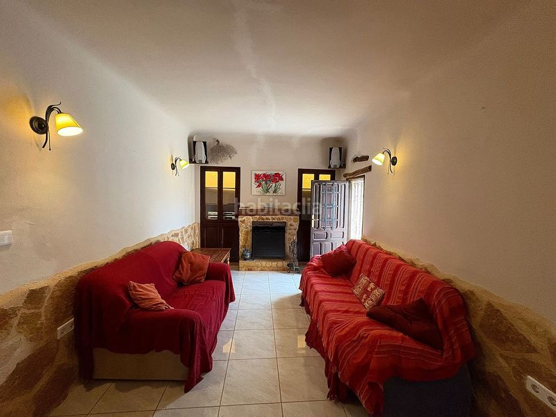 Foto 3053bcfb-8a10-4422-abb0-b0af792b4846. Casa adossada a Yecla