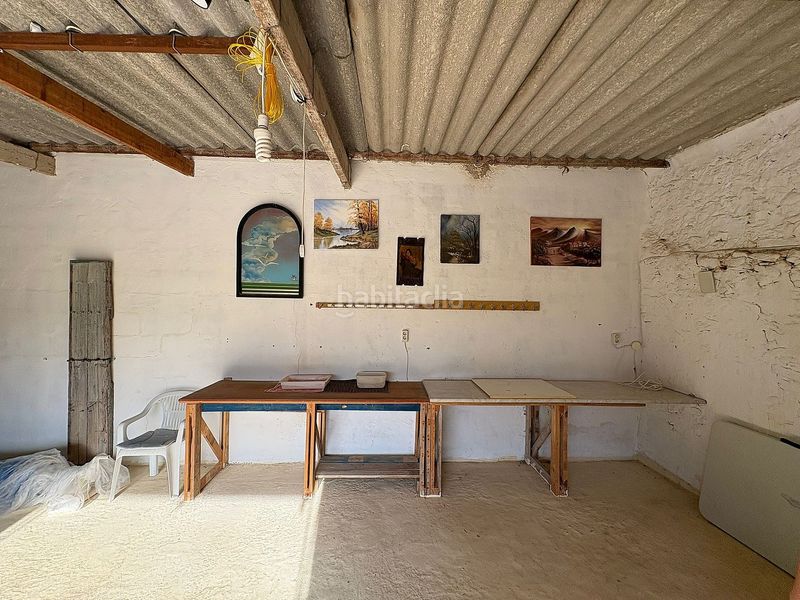 Foto c4b7a803-f5c8-41b9-8cb1-9dc6f93aa7e8. Casa adossada a Yecla