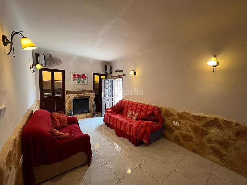 Foto f83b80d7-0495-40bf-b4d5-f061d0c10e72. Casa adossada a Yecla