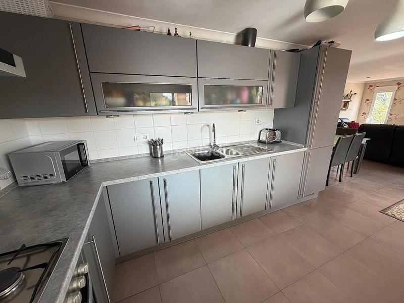 Foto 0a3912a8-b7a4-434d-a5cd-58a96b4fda78. Casa in Sax