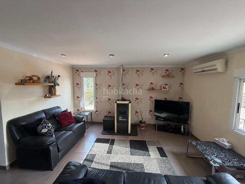 Foto 456318fb-e7eb-4308-a681-c53270587b13. Casa in Sax