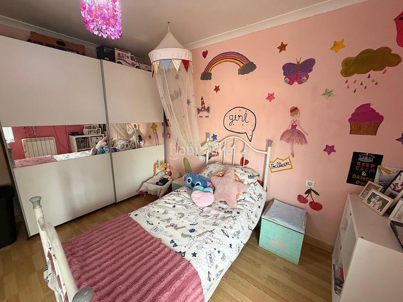 Foto b63ffc8e-f0ef-4ce5-afa1-ecb8daa9d9d3. Casa in Sax