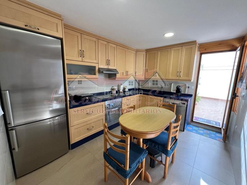 Foto a445d0ff-940d-46e9-96ae-9d05ec335338. Casa a schiera in Sax