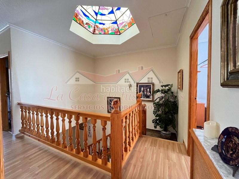 Foto d3b332ed-be8a-4f37-a73d-bc967c92ff44. Casa a schiera in Sax