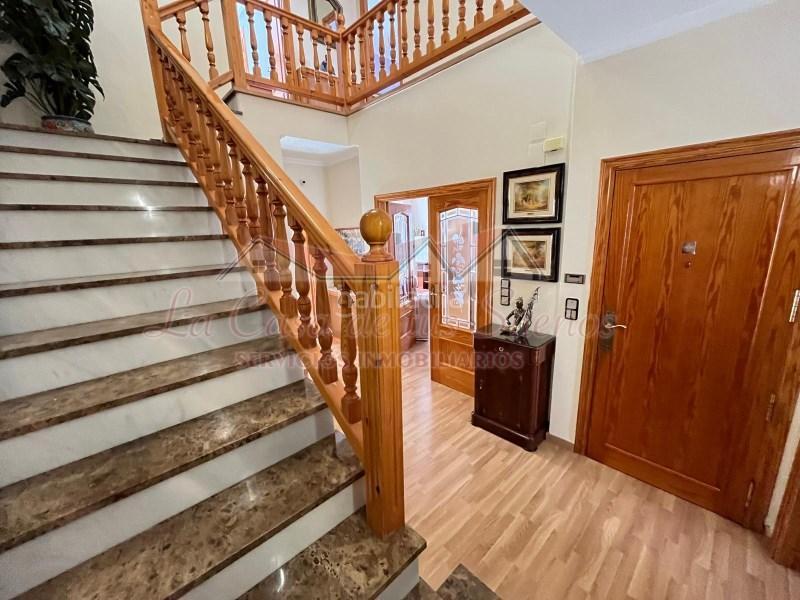 Foto 522b2d3a-145a-4748-80d7-2dbf11c58573. Casa adosada en Sax