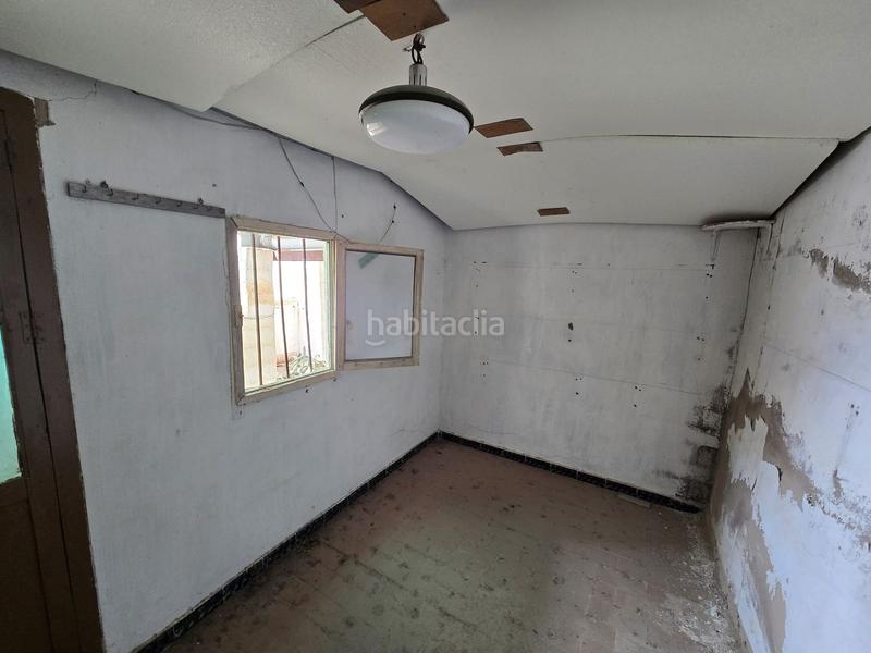 Foto a4a2bdf1-cd1a-4ff5-aa5a-1903b7035cb2. Casa in Sax