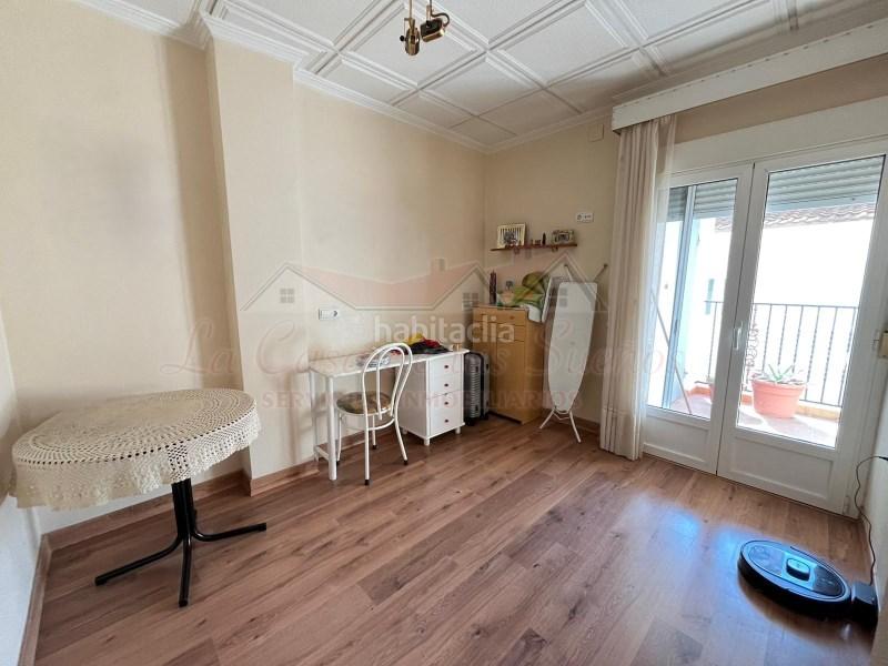 Foto 28c9bd03-9e8a-47ee-aa85-9e7103b69391. Maison jumelée dans Sax