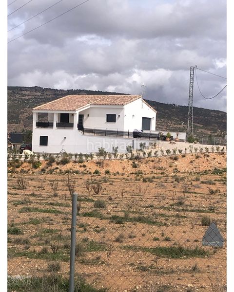 Foto 5e82b7ea-a8c9-4b97-b04f-fc093d75e227. Casa a Pinoso