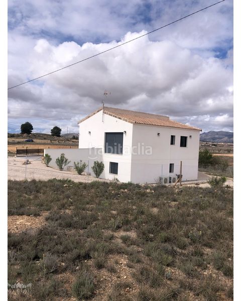 Foto 80eec1bd-ba8b-4adc-b07a-50378ed67675. Casa a Pinoso