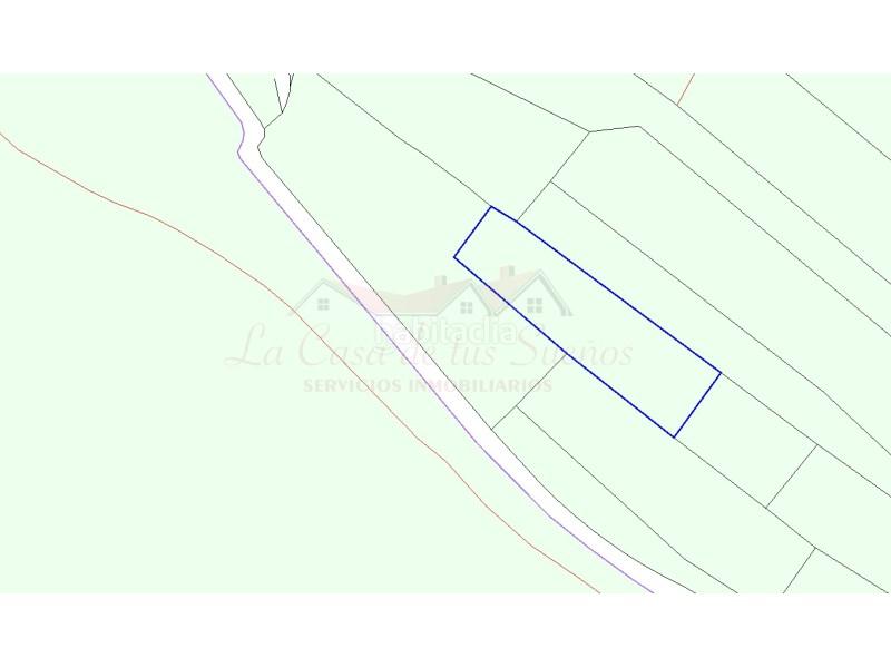 Foto fb8d7a22-da8a-440c-b768-b0073f4a6b8e. Terrain résidentiel dans Salinas