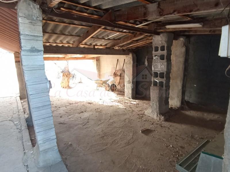 Foto 11506ac4-cc52-4ae6-9059-72f7855e8a6d. Masia a Sax