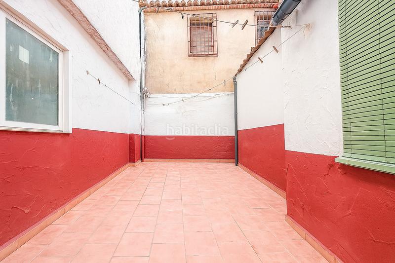 Foto 73d27aca-d1a2-444c-8f12-c659961f9e3c. Casa adossada amb aparcament a Sax