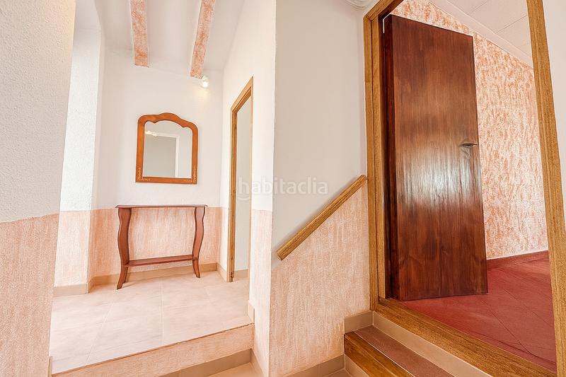 Foto b4b93c6c-4ed1-4397-a45c-61bd938e2c01. Casa adossada amb aparcament a Sax