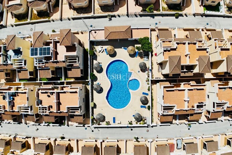 Foto 35491c91-3435-4481-acd4-5f66f1a8a270. Maison jumelée dans San Miguel de Salinas