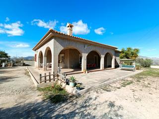 Haus in Hondón de los Frailes