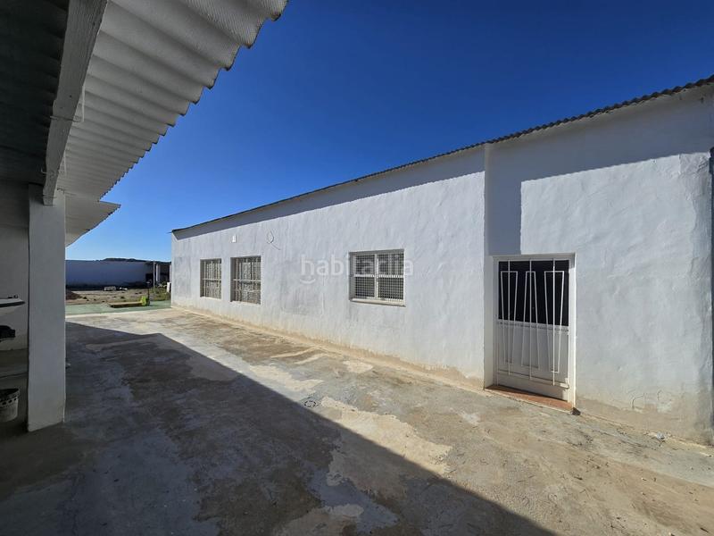 Foto 0498e996-a4a4-4eb5-8951-c2e7232cb68b. Geschäftsraum in Sax