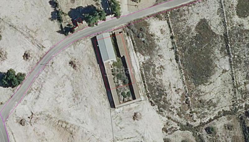 Foto ba1ee4ee-b05a-446c-91d3-9005ca7c0ba9. Geschäftsraum in Sax