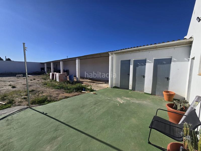 Foto f02e0b0a-0824-4f83-b4d5-7d5dcd42f729. Geschäftsraum in Sax