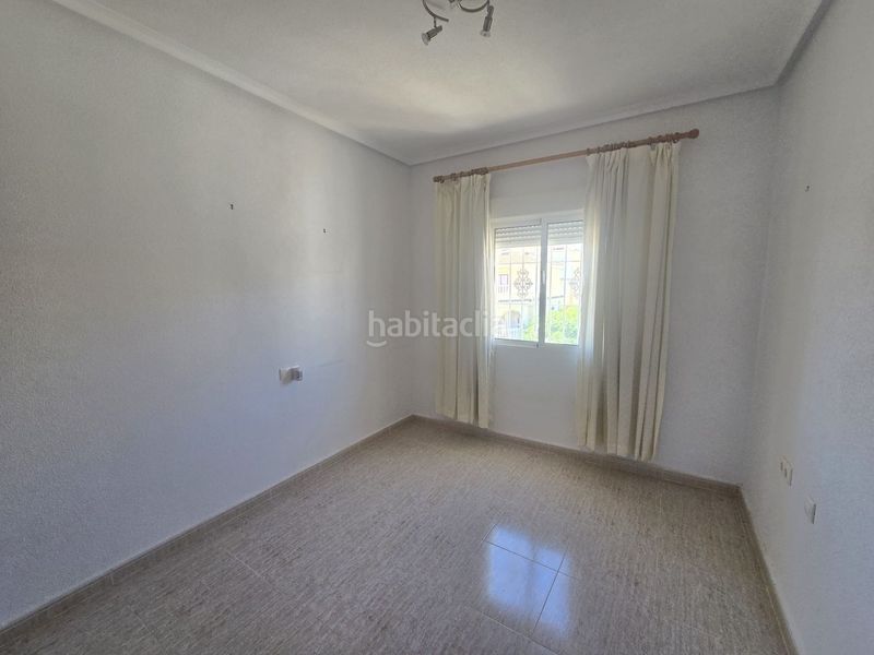 Foto df766c3f-39d4-40c2-9ad0-60dc07f06a08. Casa a Monforte del Cid