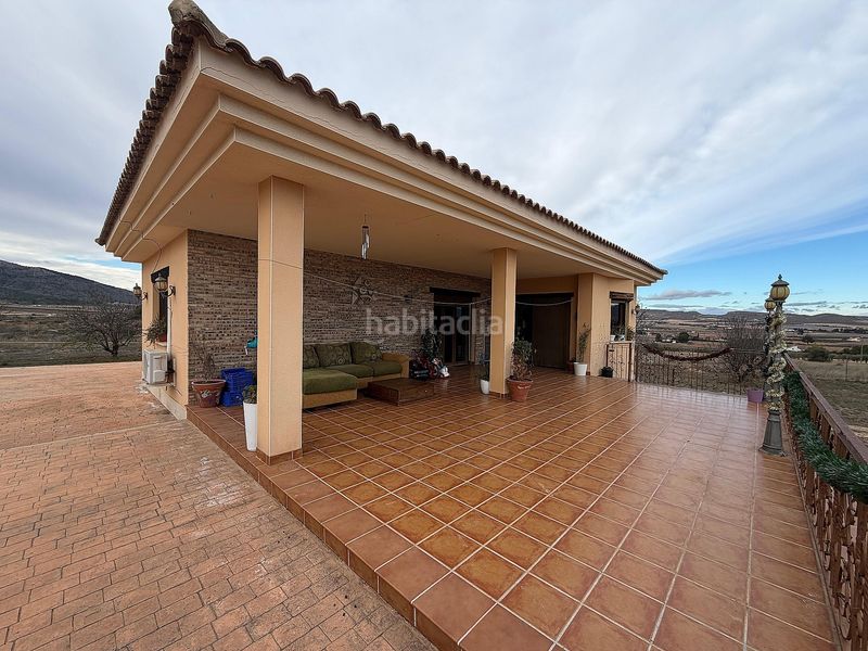 Foto 069befe9-89ee-441c-a2e7-b1b0760aee87. Masia a Yecla