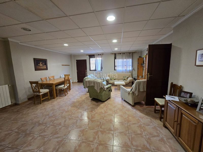 Foto a1a2eafc-9dcc-429f-8263-a6f176977f78. Casa adossada a Salinas