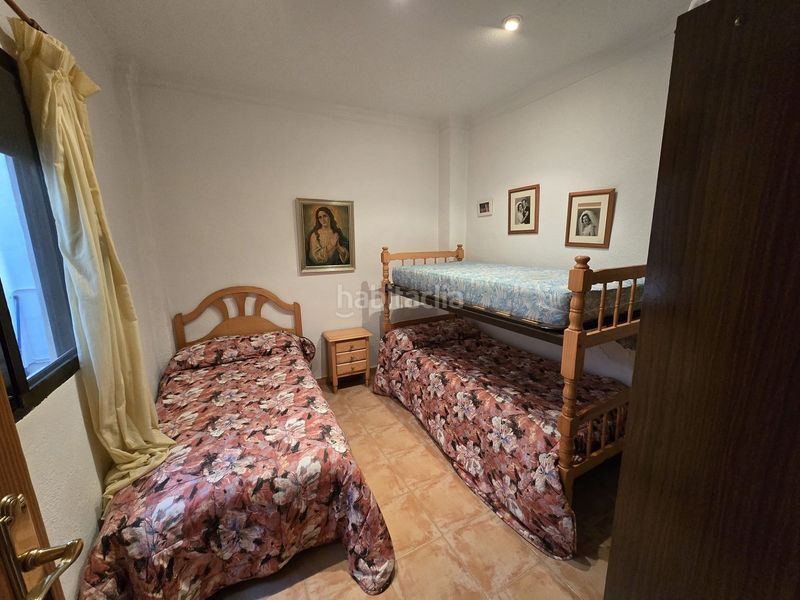 Foto d7cd8995-7158-49ff-8fcb-9bdde181b2ad. Casa adossada a Salinas