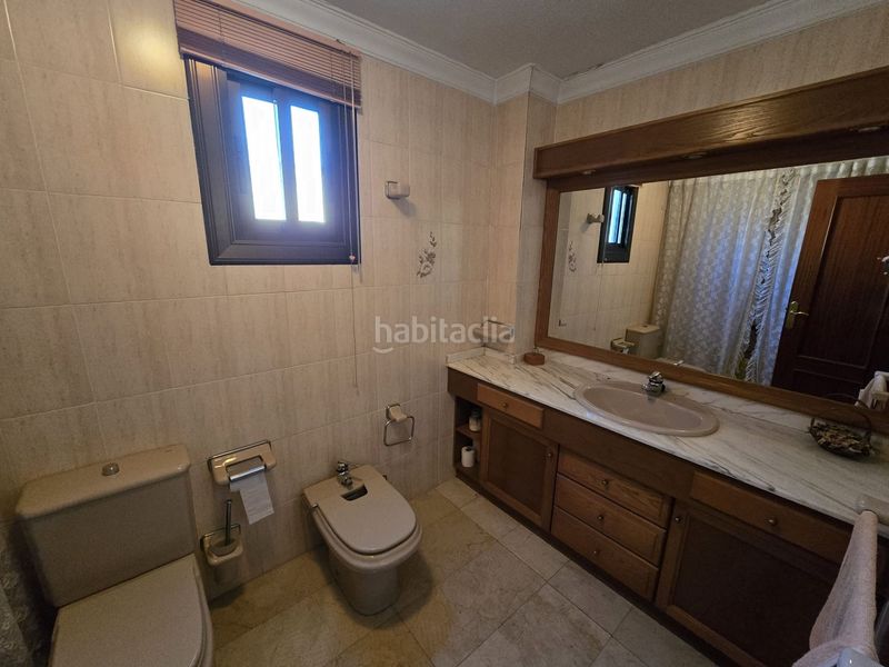 Foto e154b1de-eb90-4ed6-a6db-624af6ab9662. Casa adossada a Salinas
