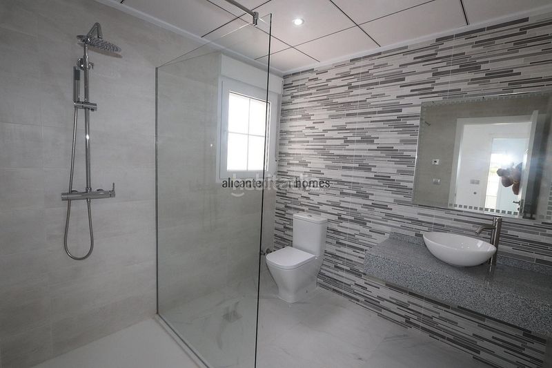 Foto 1a0b79c7-19ed-4633-b669-5a47a179dcae. Casa a Pinoso