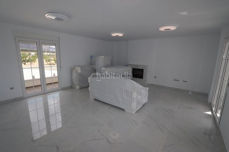 Foto 6e7e2f61-174d-4e96-9ba4-47c60e0768dd. Casa a Pinoso