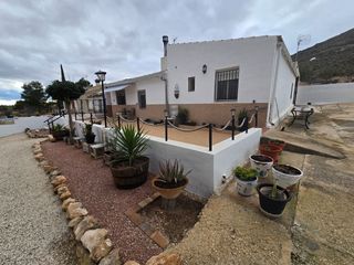 Masía en Yecla