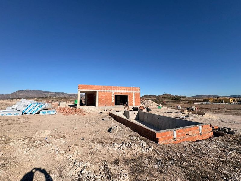 Foto 5d118257-47e1-44c9-bf16-75ee5654aa4e. Casa amb aparcament a Jumilla