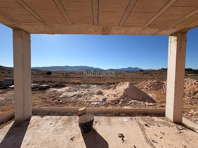 Foto 926497c2-46e3-45c0-b9a7-cd5d6a17c749. Casa amb aparcament a Jumilla
