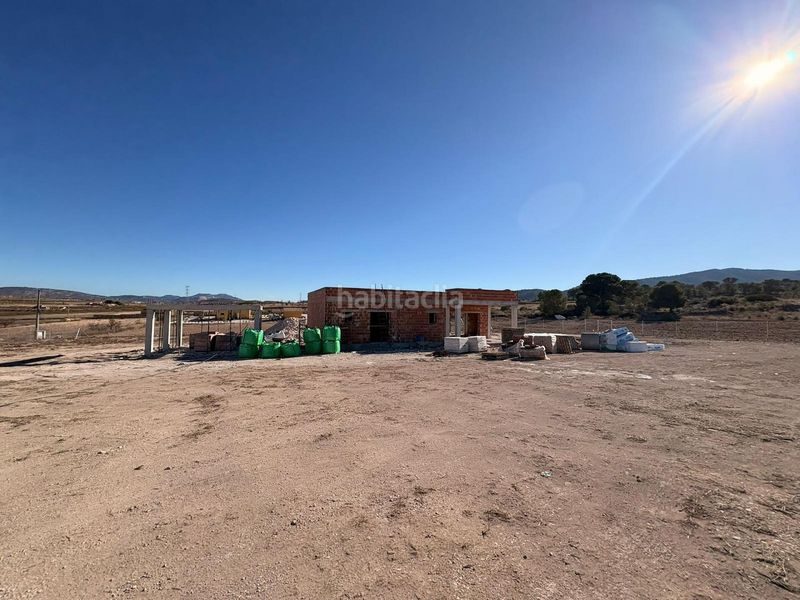 Foto c0ac71ea-bd73-4a3d-8689-7905fb1d3368. Casa amb aparcament a Jumilla