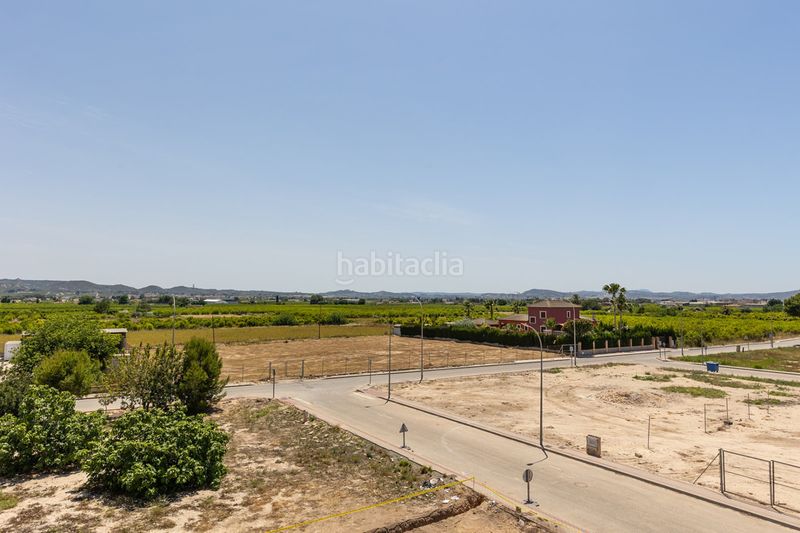 Foto 185ce7b0-0d0b-449f-9eea-b959fbabeecd. Casa adossada amb aparcament a Rafal