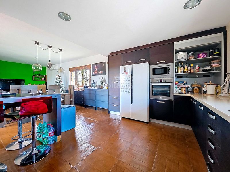 Foto a919530f-383a-46df-ba0e-40a0186a74bc. Casa a Pinoso