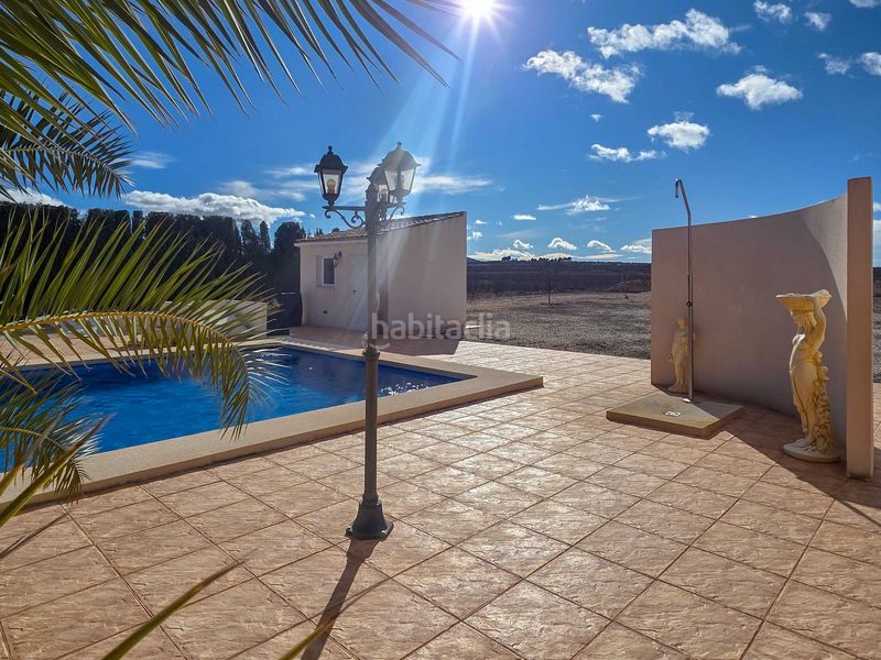 Foto b0bc9698-ee26-4ed7-b837-bab085649d33. Casa a Pinoso
