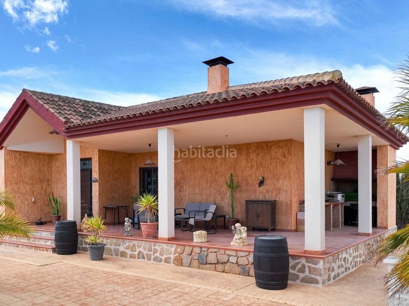 Foto d8949cdb-3e9a-4c3e-b02a-f9837b08e7b0. Casa a Pinoso