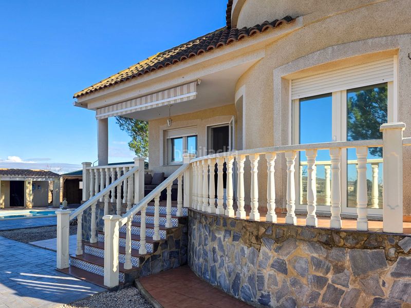 Foto a80f8d5d-dfcc-4cd5-b68b-a97ac7e99ff3. Casa a Jumilla