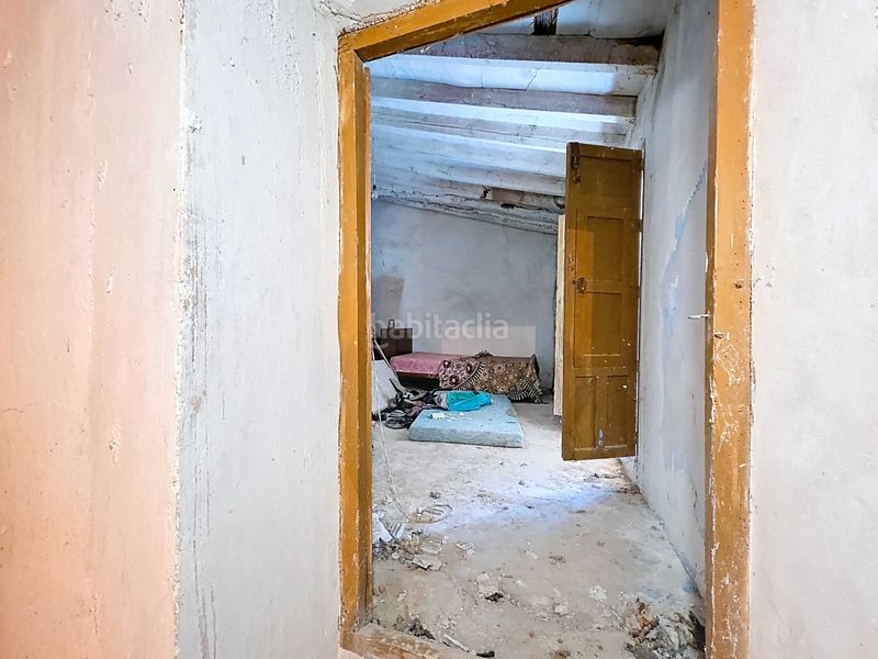 Foto 4c966452-45f8-41d1-bdb0-53c0330948b4. Casa adossada amb aparcament a Jumilla