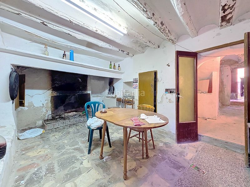 Foto 58b568cd-84e4-4c79-986f-4ffd5f93dee7. Casa adossada amb aparcament a Jumilla