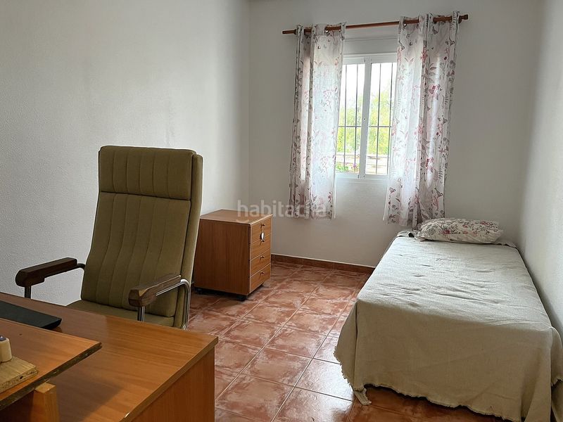 Foto c298b38a-c563-4b3f-8d36-c671f61e71c1. Casa adossada a Abanilla