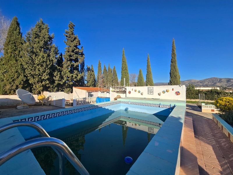 Foto 7b157a5e-2668-4d7b-9518-69f143abcd2e. Casa a Sax