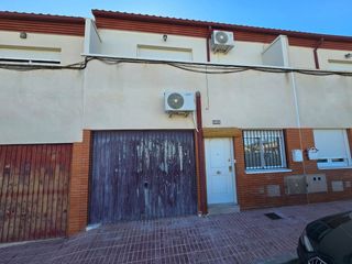 Semi detached house in Salinas