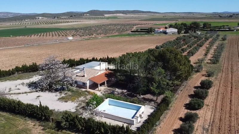 Foto c5981e16-9972-4b39-9d29-53c0b51c35ee. Casa a Yecla