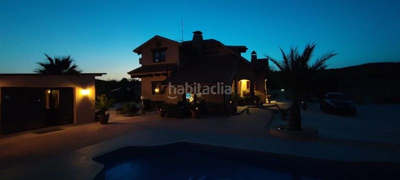Foto fc8d21f2-14db-4798-8ef9-66893141dc4e. Casa a Pinoso