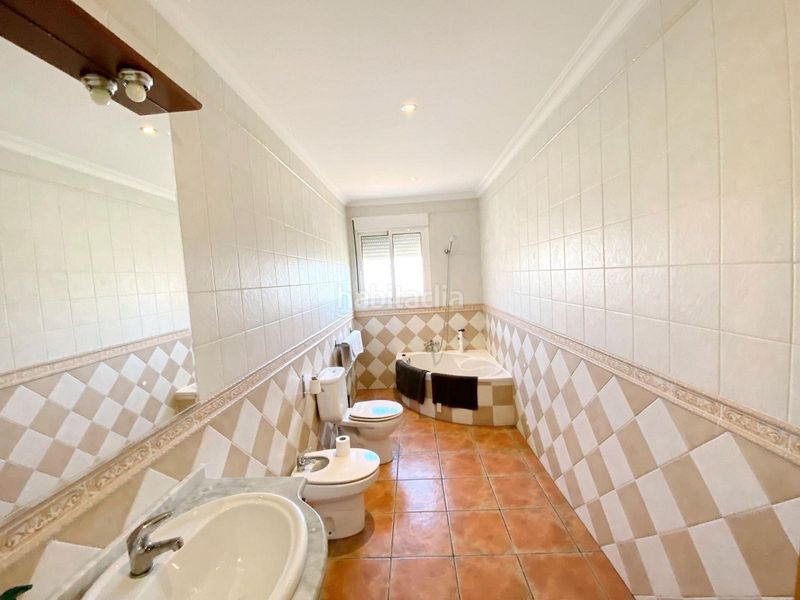 Foto 1c3a6911-9e76-4259-8a71-cfd17f5e94df. Casa amb aparcament a Romana (la)