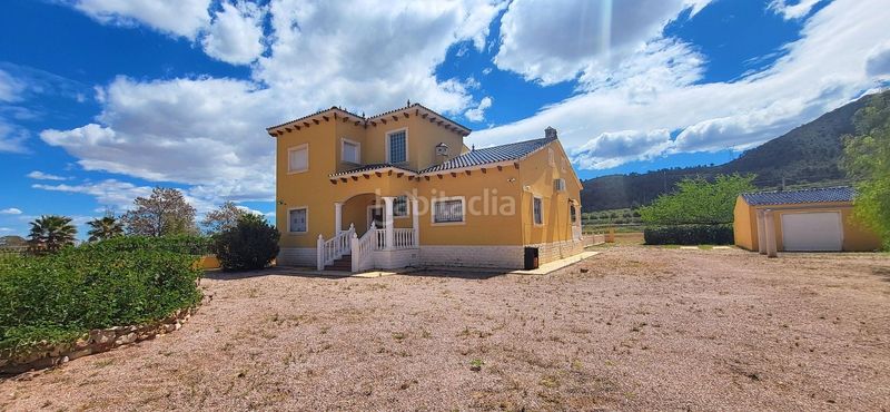 Foto e56971b1-20f6-4351-bf1e-436cb50f6c72. Casa amb aparcament a Romana (la)